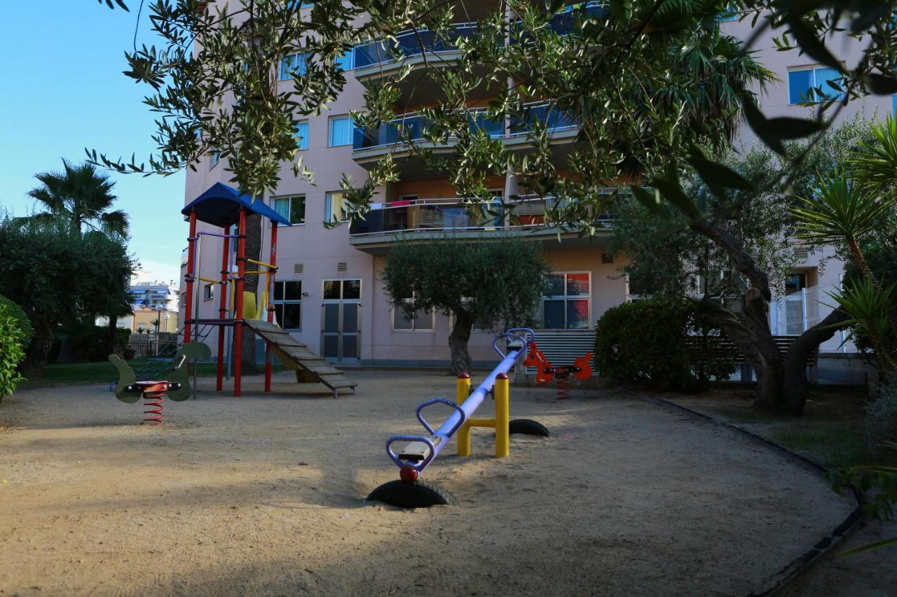 Апартаменты Pineda Park Ла-Пинеда Экстерьер фото