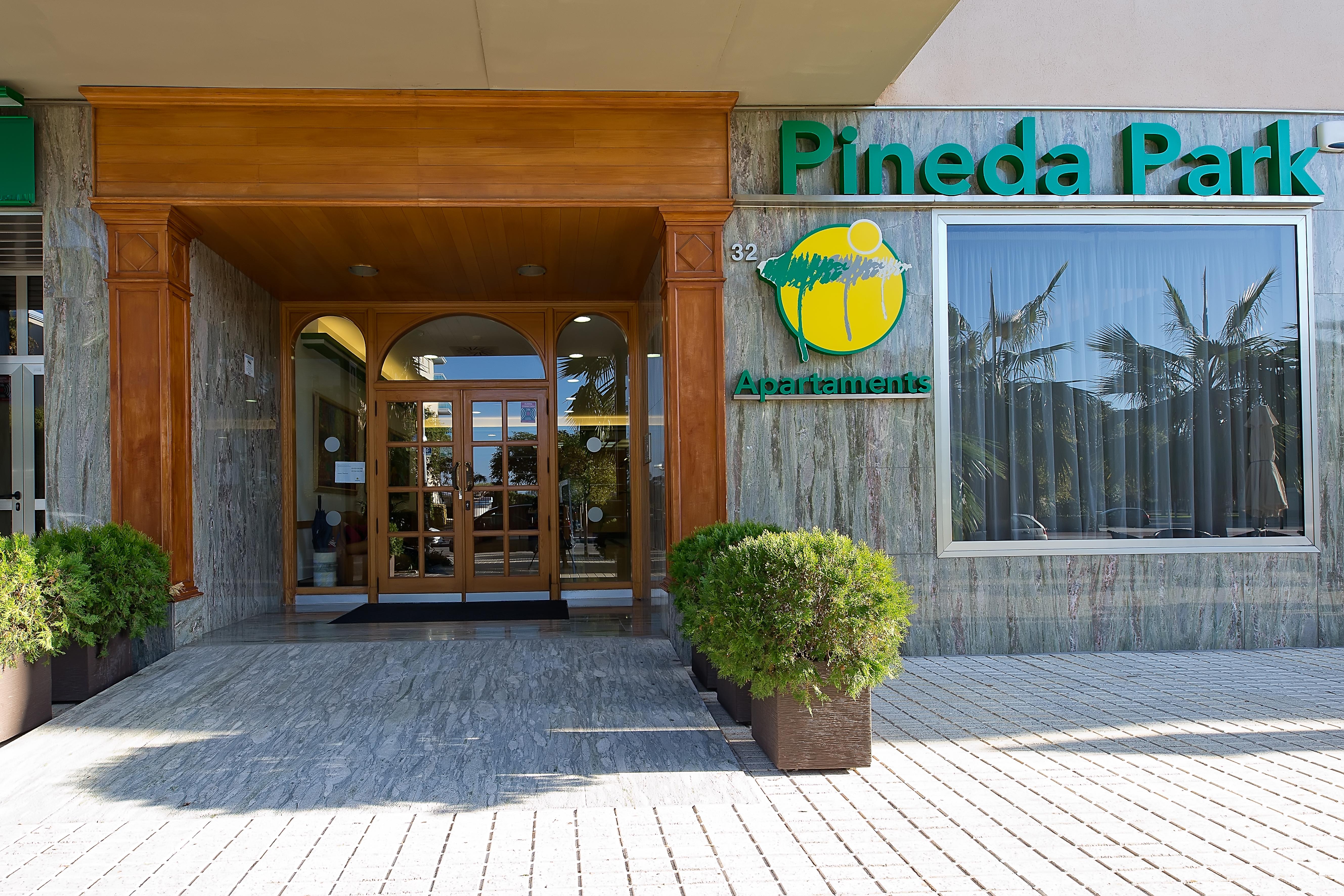 Апартаменты Pineda Park Ла-Пинеда Экстерьер фото